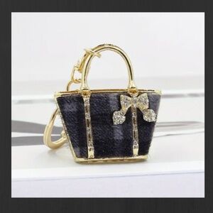 KEYCHAIN PURSE DECORATIVE & PRACTICAL - BLACK RESIN CLOUD PATTERN - STUNNING
